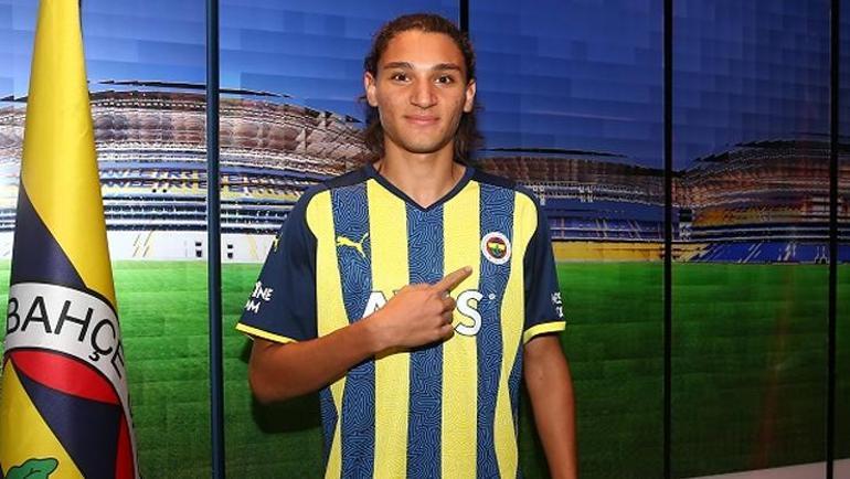 Fenerbahçe, ayrılığı resmen açıkladı TFFye bildirdi