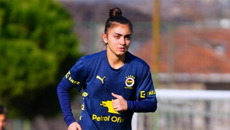 Fenerbahçeli futbolcu Cansu Gürel ameliyat edilecek