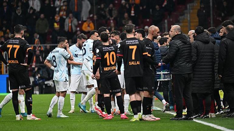 Galatasaray-Adana Demirspor maçı sonrası Nihat Kahveci çılgına döndü Kan akacak diyorum bak