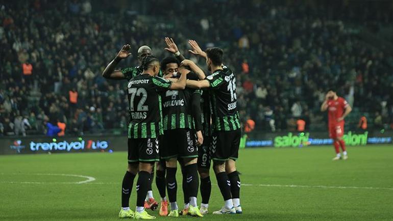 Kocaelispor-Çorum FK maç sonucu: 2-0