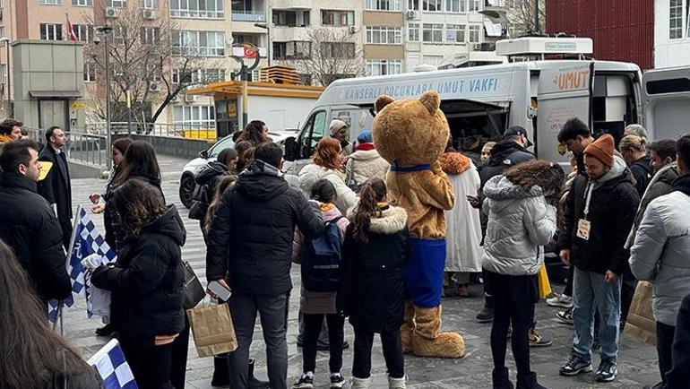 VakıfBank çocukluk çağı kanserlerine dikkat çekti