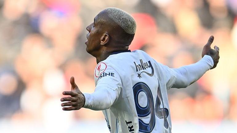 Fenerbahçe güle oynaya Talisca şova başladı