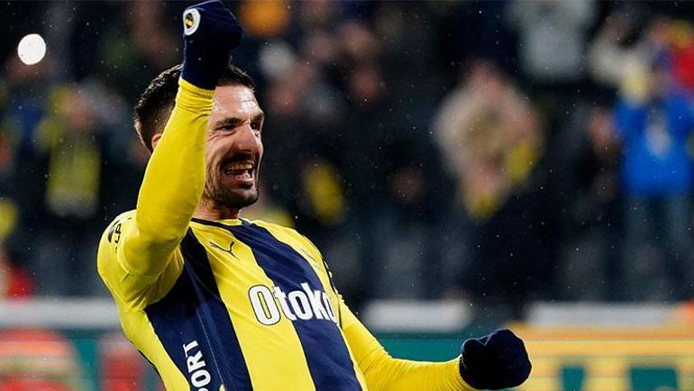 Fenerbahçeli yıldızdan net mesaj: Kulübüm git demeden asla ayrılmam