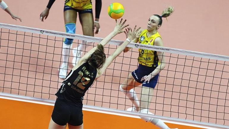 VakıfBank yarı finalde Rövanşta müthiş geri dönüş | Fenerbahçeyi altın setle devirdi