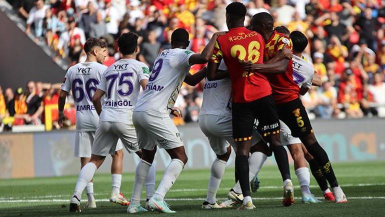 Göztepe kazanmayı unuttu Eyüpspor, İzmirden 1 puanla döndü... (Göztepe 1-1 Eyüpspor)