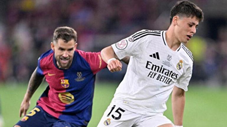 Its classico Refereeing chaos surrounded turbulent Copa del Rey Final