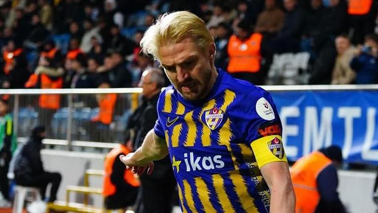 Caner Erkin için resmi açıklama Emekli olacak mı