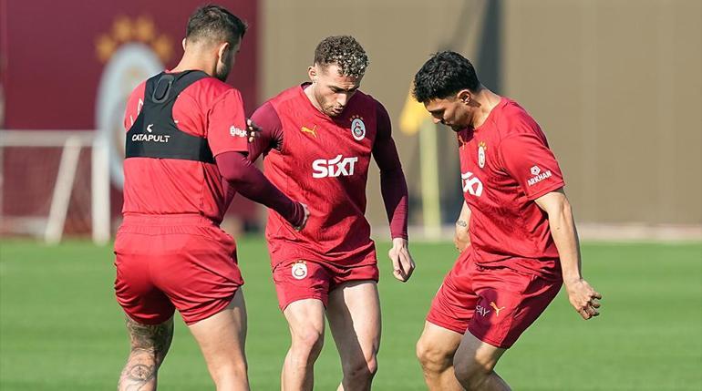 Galatasarayda Okan Buruk kararını verdi Kazanan 11 değişiyor