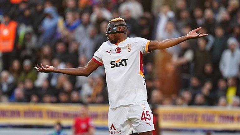 Victor Osimhen rekor için sahada