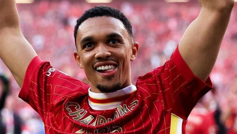 Yaz transfer döneminin ilk bombası patladı Yıldız futbolcu 5 yıllık imzayı atıyor | Vedasını duyurdu