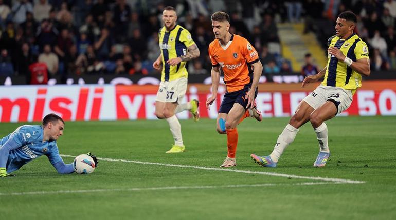 Fenerbahçenin kalecilerinden penaltılarda gol izni yok Bu kez de Livakovic geçilmedi