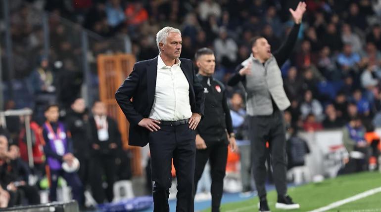 Fenerbahçe Teknik Direktörü Jose Mourinhodan Başkan Ali Koçun sözleri sonrası transfer açıklaması