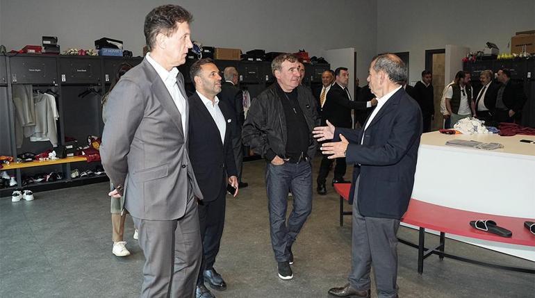 Galatasarayın UEFA şampiyonluğunun 25. yıl dönümünde Okan Buruk: İnşallah tekrar bir Avrupa kupası kazandırmak bize nasip olur