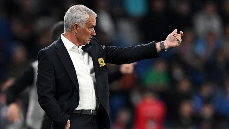 Fenerbahçede çok beklenen an geldi: Ali Koç ile Mourinho görüşmesi İşleri çıkmaza süren madde...