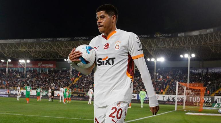 Galatasaraydan duran toplarla şampiyonluk Gabriel Sara farkı...