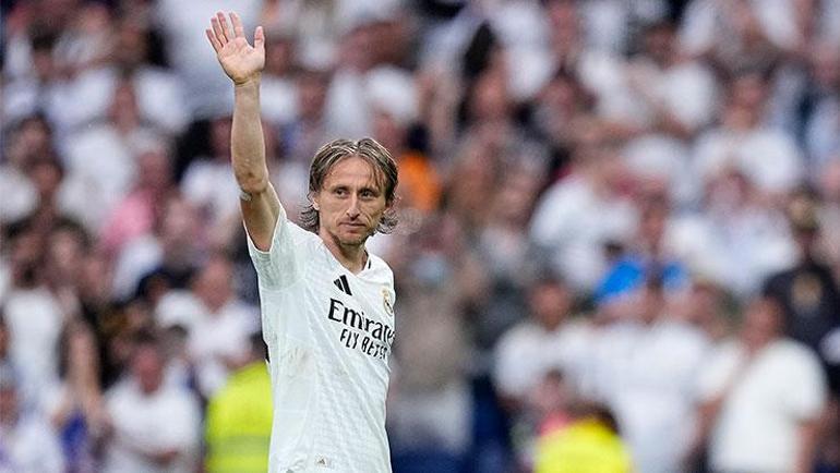 Real Madridde bir devir sona erdi Luka Modric gözyaşlarıyla veda etti