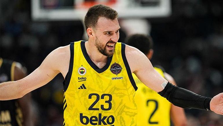 Fenerbahçede beklenmedik ayrılık İtalya yolcusu oluyor