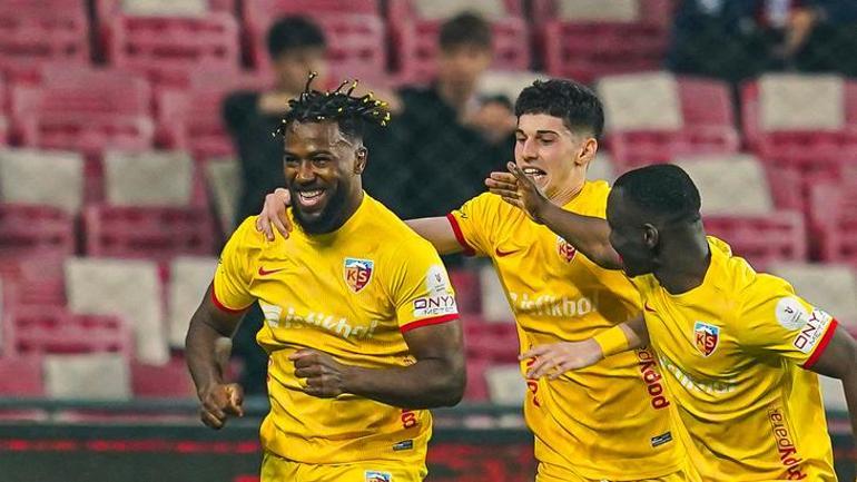 Samsunspordan inanılmaz geri dönüş Samsunspor - Kayserispor maçı sonucu: 2-1