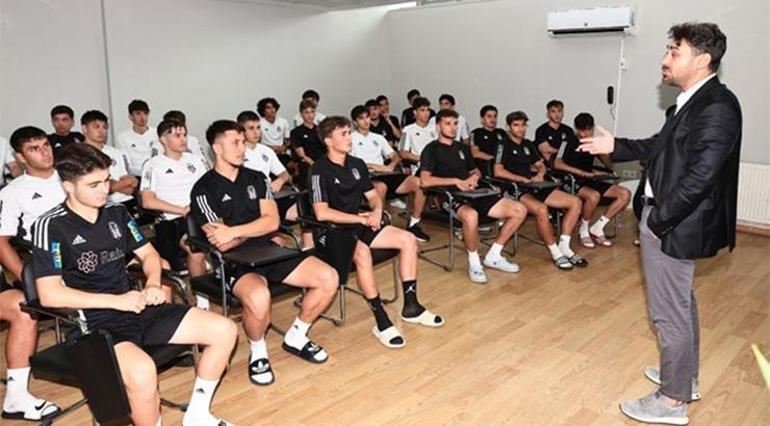 Beşiktaşta değişim Solskjaerin ekibine yeni bir isim katılıyor