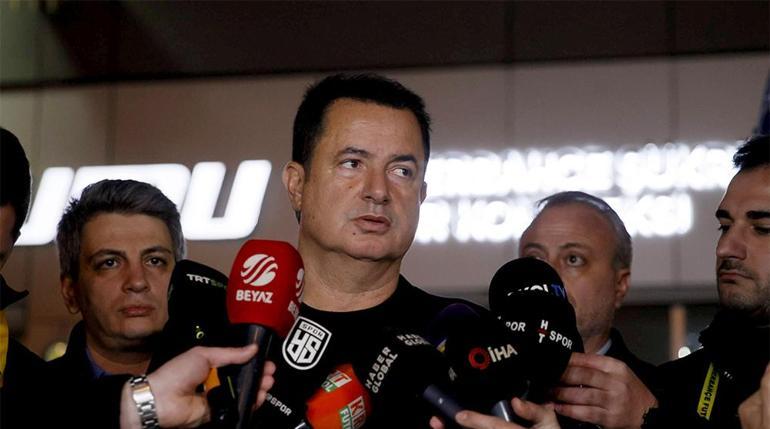 Galatasarayda Eray Yazgandan Acun Ilıcalıya cevap: Bizi karanlığa çekmesinler