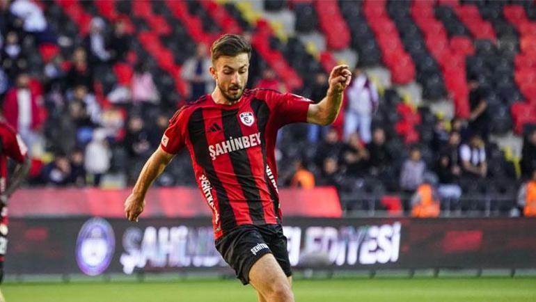 Selçuk İnan eski yıldızını istedi Kocaelisporda çalışmalar başladı