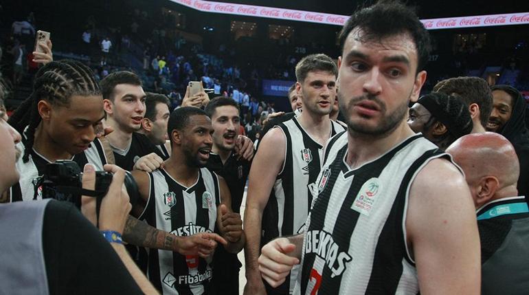 (ÖZET) Anadolu Efes - Beşiktaş Fibabanka maç sonucu: 64-75 | Seri, beşinci maça taşındı