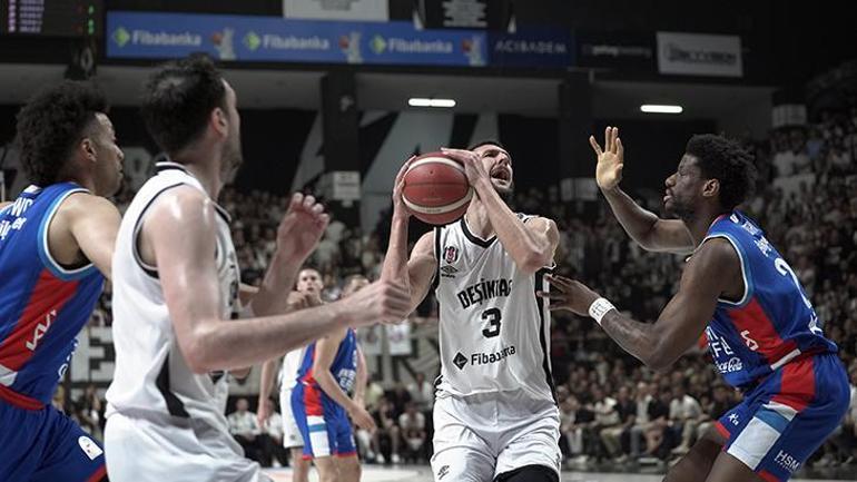 BEŞİKTAŞ FİBAKANKA FİNALDE Beşiktaş Fibabanka - Anadolu Efes maçı sonucu: 82-75
