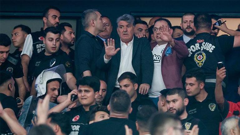 Beşiktaş-Fenerbahçe maçında olay çıktı Başkanlar araya girdi