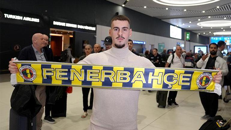 Fenerbahçede flaş ayrılık ihtimali Ülkesinden iki talip