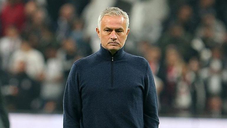 Fenerbahçe teknik direktörü Jose Mourinhodan özel istek: 2 transfer gerçekleşsin