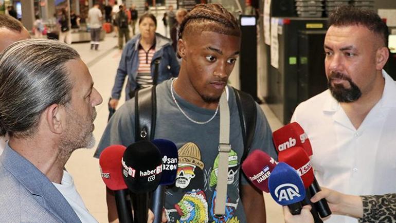 Ve yeni transfer geldi Trabzonspordan Paul Onuachunun ardından bir imza daha...