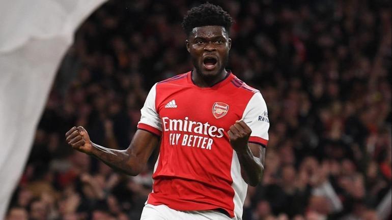Fenerbahçe make moves for Thomas Partey and Douglas Luiz Talks underway