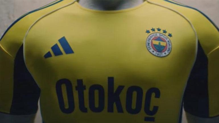 Fenerbahçe yeni sezonun formalarını tanıttı