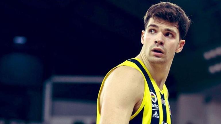 Fenerbahçeye transferde gün doğdu Yıldız oyuncu serbest kalıyor
