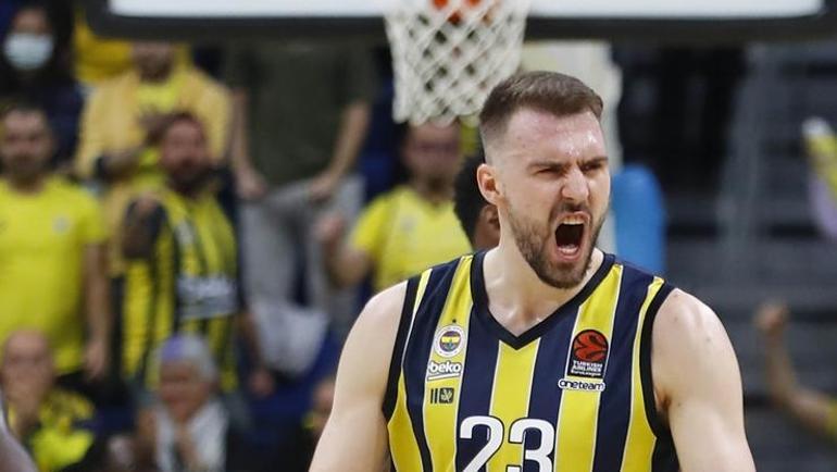Fenerbahçeye transferde gün doğdu Yıldız oyuncu serbest kalıyor