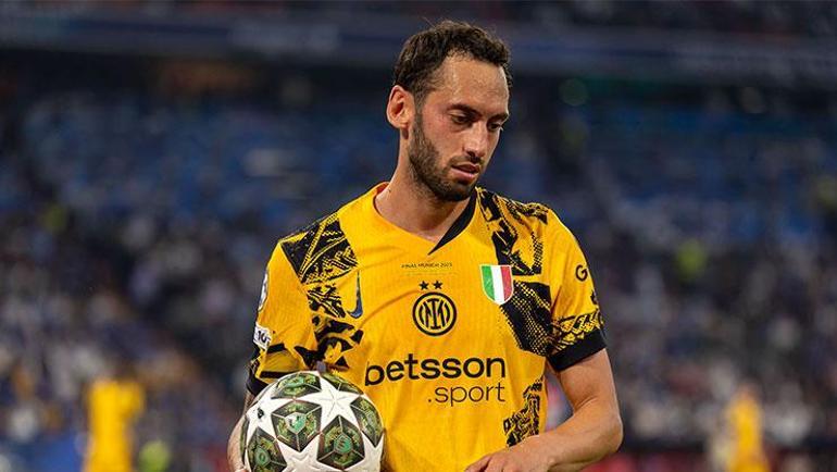 Hakan Çalhanoğlundan olay paylaşım Sosyal medyayı salladı