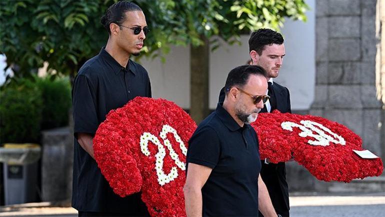 Futbol dünyası Diogo Jota ve kardeşi için yasta: Cenazesinde gözyaşları sel oldu | Ronaldo detayı
