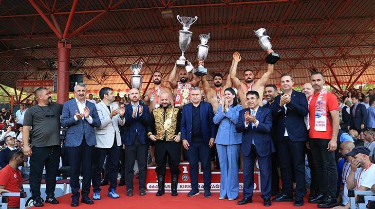 664. Tarihi Kırkpınar Yağlı Güreşlerinde başpehlivanlığı Orhan Okulu kazandı