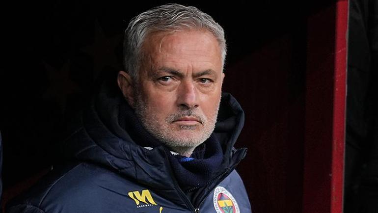 Mourinhonun en çok istediği yıldızın transferi bu hafta bitiyor Fenerbahçeden dudak uçuklatan maaş...