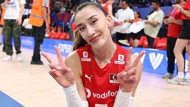 Filenin Sultanları VNL kadrosuna alınmamışlardı Santarelliden İlkin Aydın ve Hande Baladın açıklaması