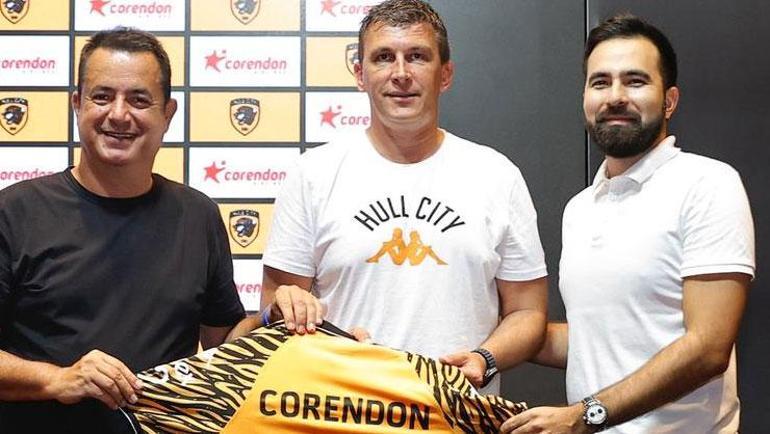 Acun Ilıcalı iddialara kesin yanıt verdi Hull Cityyi satmak gibi bir düşüncem yok | Fenerbahçe sözleri