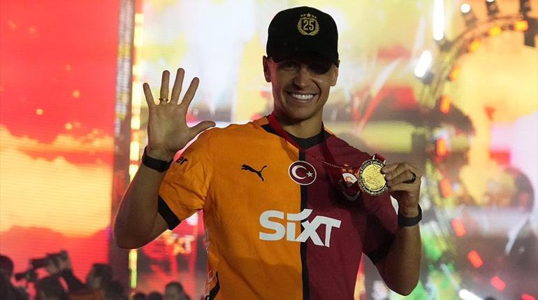 Galatasarayda ayrılık gerçekleşiyor Talibi belli oldu