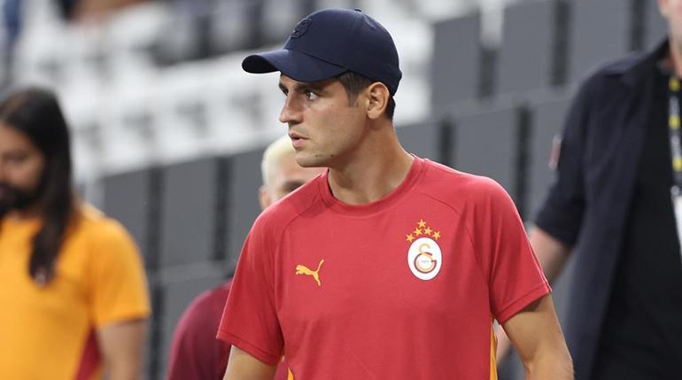 Galatasarayda karar verildi Ayrılıklar peş peşe...