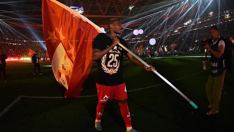 Osimhen transferinde son dakika Galatasaray kontratı gönderdi, kalem artık onun ellerinde