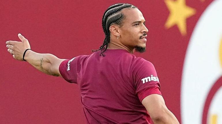 Okan Buruk canlı yayında tek tek açıkladı: Osimhen, Sane, ayrılıklar, transfer ve yeni sezon...