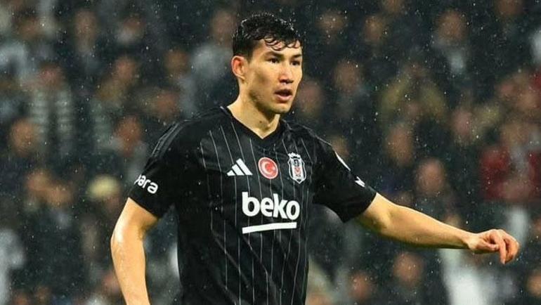 Beşiktaşta ayrılık rüzgarı 3 isim vedaya hazırlanıyor