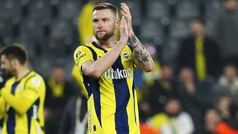 ÖZEL | Fenerbahçede Skrinardan sonra bir transfer daha bitiyor Devin Özek devreye girdi, imzalar yakın