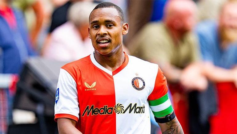 Fenerbahçe maçı öncesi flaş ayrılık Feyenoordun yıldızı Fransa yolcusu