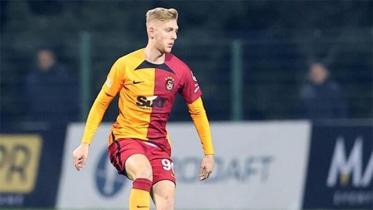 Galatasaray KAPa bildirdi: Sözleşmesi uzatıldı