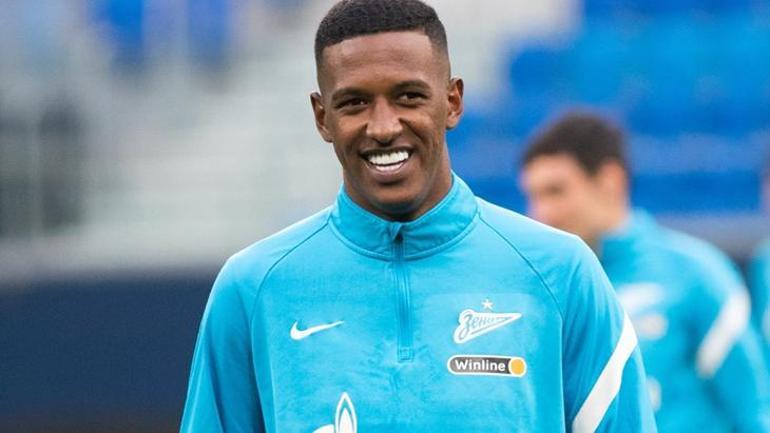 Beşiktaş transferde uçuşa başladı 3 yıldız için kollar sıvandı